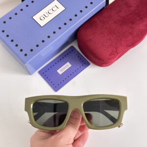 Rectangular Sunglasses with Vibrant Frame and Lens Options