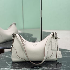 Deerskin Hobo Bag – Textured Leather with Contrast Stitching (Modern Luxury Everyday Crossbody)