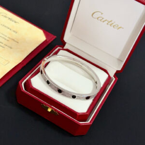 18K White Gold Bangle with Diamond Pavé & Onyx Accents