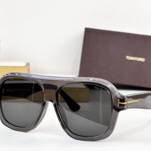 Rhonda-02 Pilot Sunglasses: Bold Luxury in Every Frame