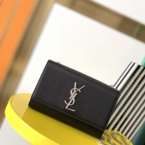 Kate Medium Chain Wallet in Black Grained Leather with Silver-Tone Hardware